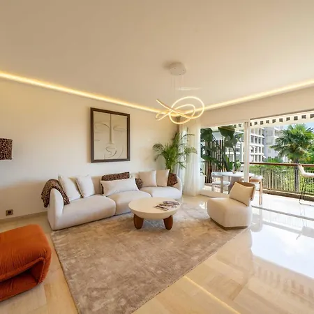 Apartment Elegant - Ac- 2br 5p -
